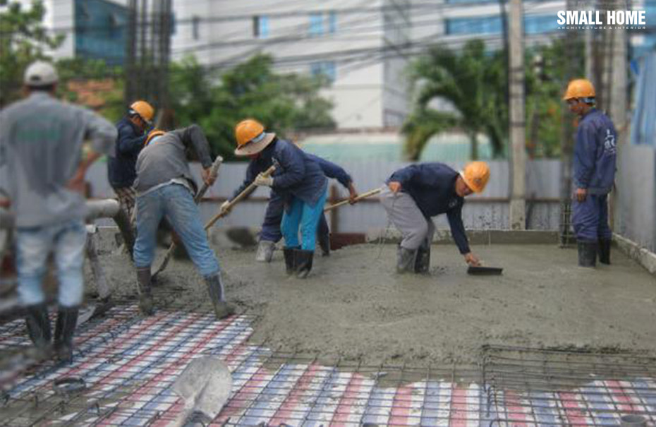 Cách xử lý nếu đang đổ mái mà gặp trời mưa