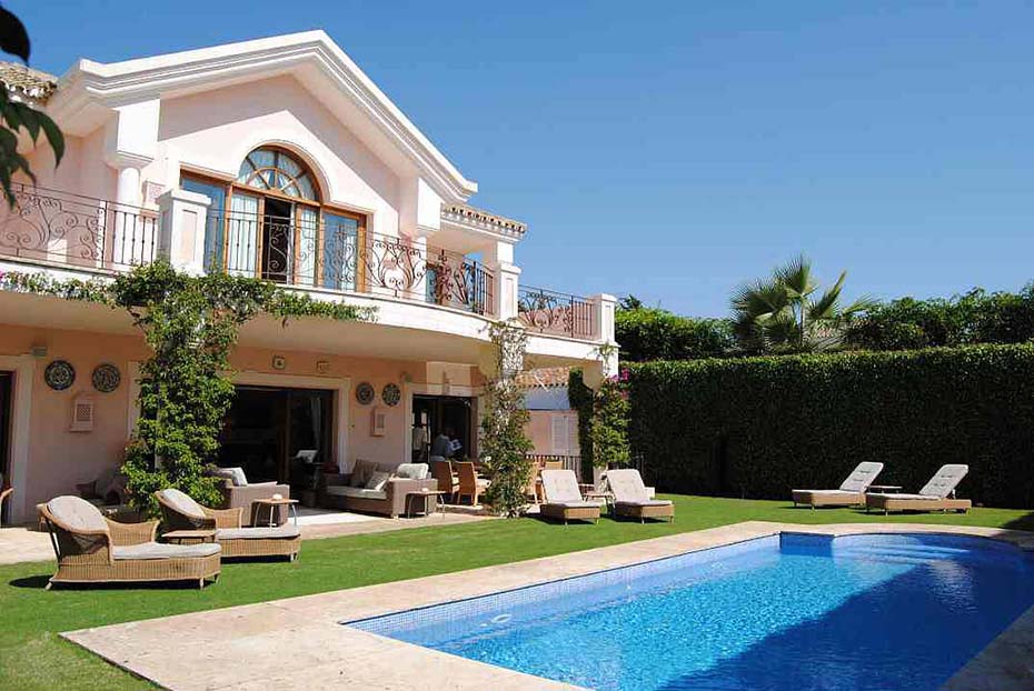 Mãn Nhãn với Những mẫu thiết kế BIỆT THỰ ĐẸP có BỂ BƠI-11