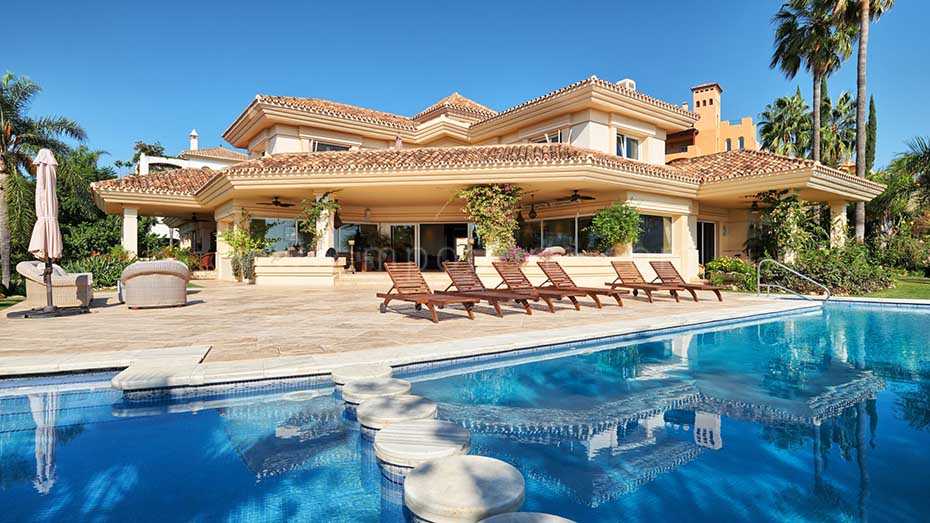 Mãn Nhãn với Những mẫu thiết kế BIỆT THỰ ĐẸP có BỂ BƠI-8