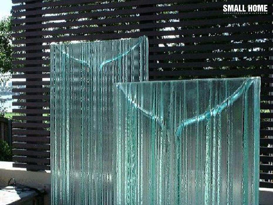 thác nước bằng kính