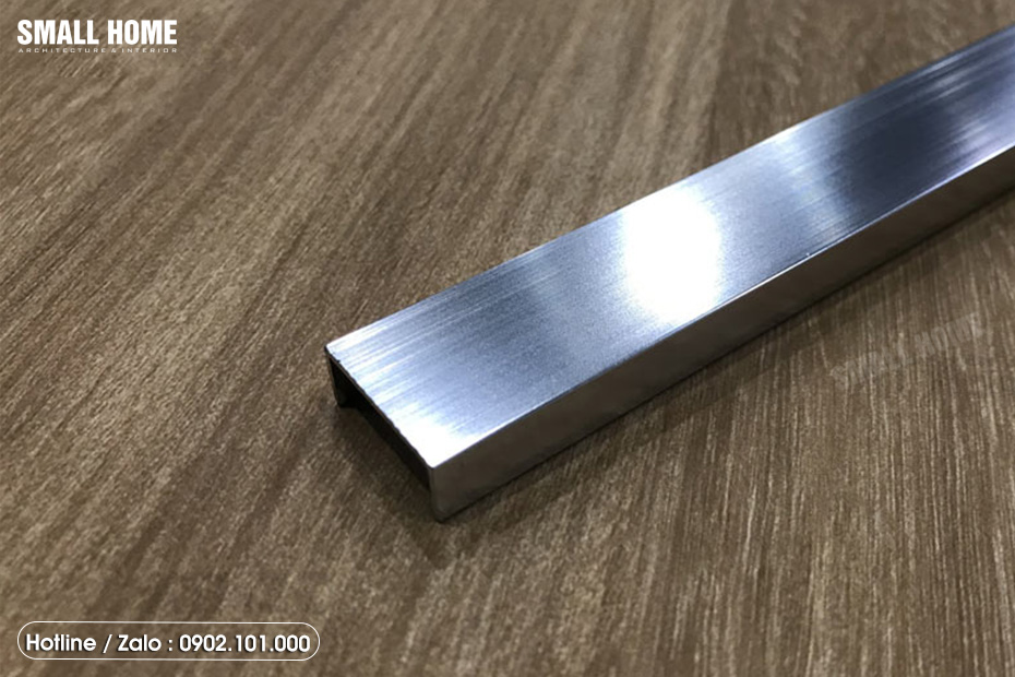 hinh-anh-nep-u-nhom-U20-mau-inox