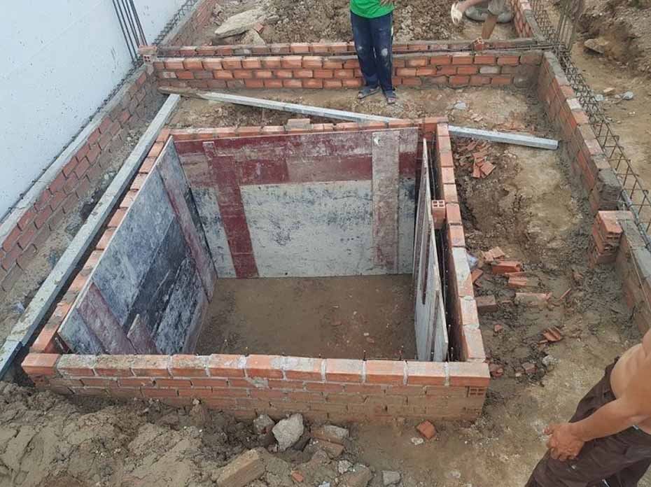 hinh-anh-thi-cong-thuc-te-nha-pho-2-tang-hien-dai-05