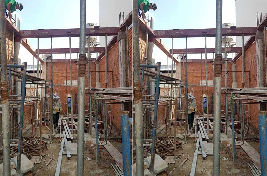 hinh-anh-thi-cong-thuc-te-nha-pho-2-tang-hien-dai-09