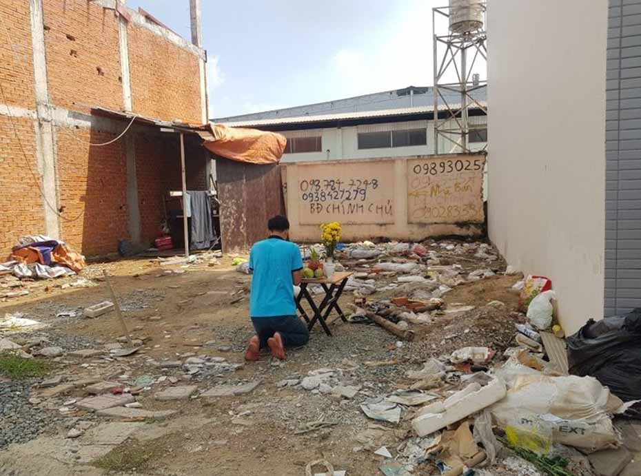 hinh-anh-thi-cong-thuc-te-nha-pho-2-tang-hien-dai