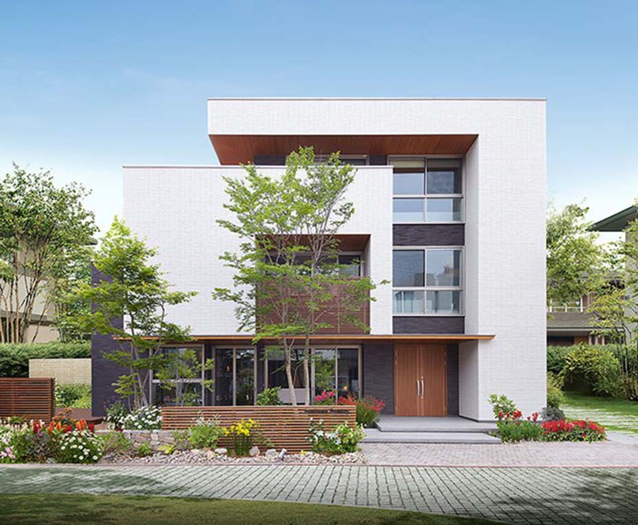 biệt thự kiên cố với mặt tiền khối bê tông