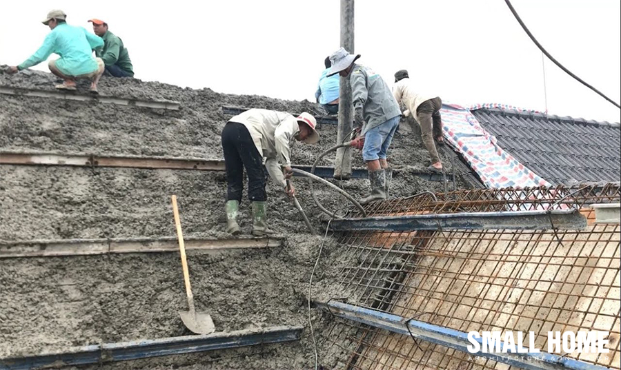 Đổ mái tầng 1 có phải xem ngày không