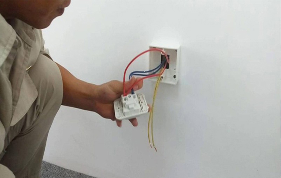 đường điện âm tường