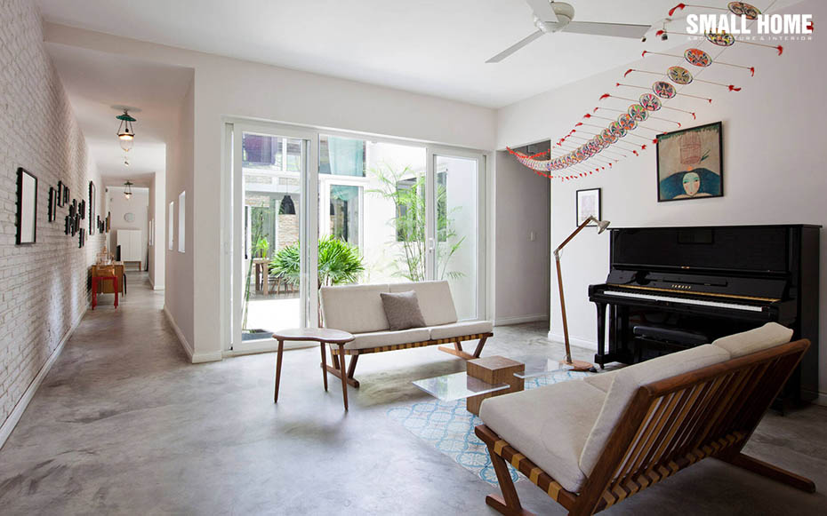 Sàn xi măng mang đến một không gian nhẹ nhàng, thoáng đãng nhưng lại dễ vỡ, nứt hay khó phát hiện ra bụi bẩn