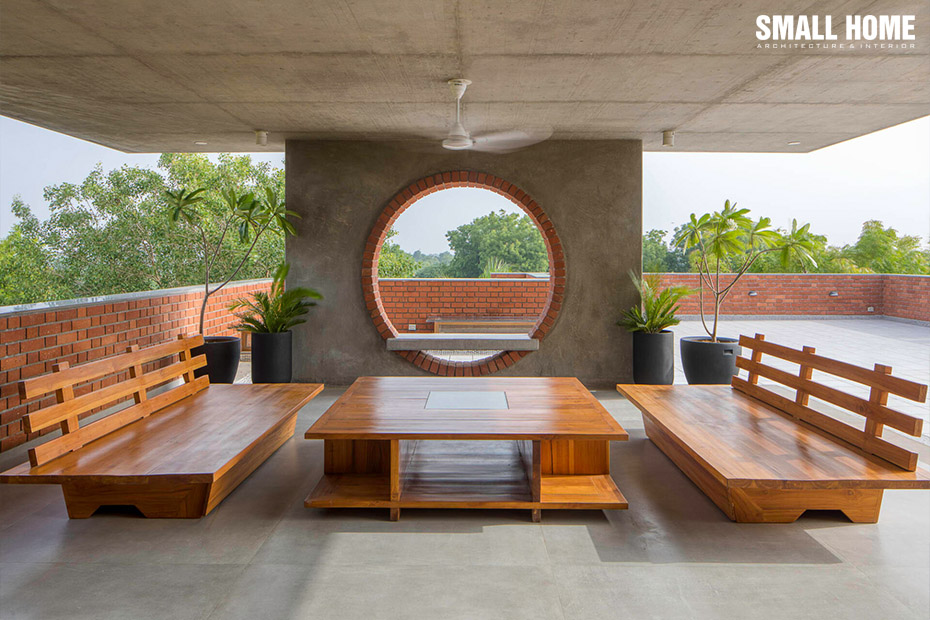 Khu vực mái bằng tạo không gian nghỉ ngơi, thư giãn