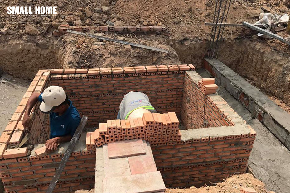 xay-ho-mong-bang-gach-dinh